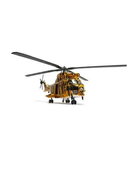 Westland Puma HC-1 - NATO Tiger Meet livery - RIAT 2005, 1/72 - Cor...