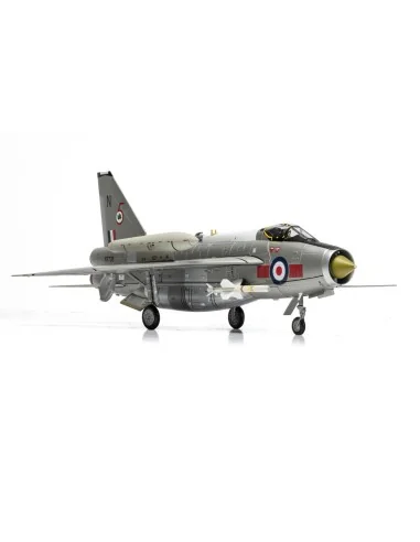 English Electric Lightning F.6 XR726/N, RAF No.5 Squadron, Binbrook...