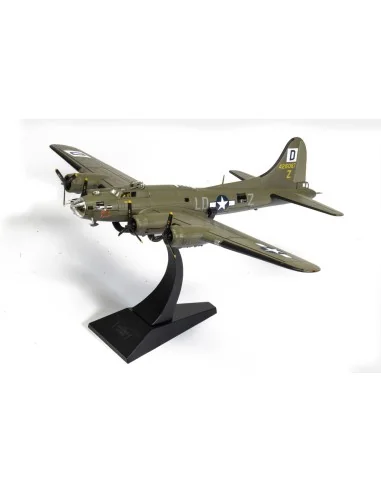 B-17F Flying Fortress - 'Royal Flush' - Lt Robert Rosie Rosenthal, ...