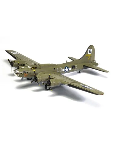 [NO_DESC] B-17F Flying Fortress - 'Royal Flush' - Lt Robert Rosie R...