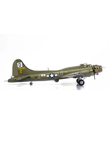 B-17F Flying Fortress - 'Royal Flush' - Lt Robert Rosie Rosenthal, ...
