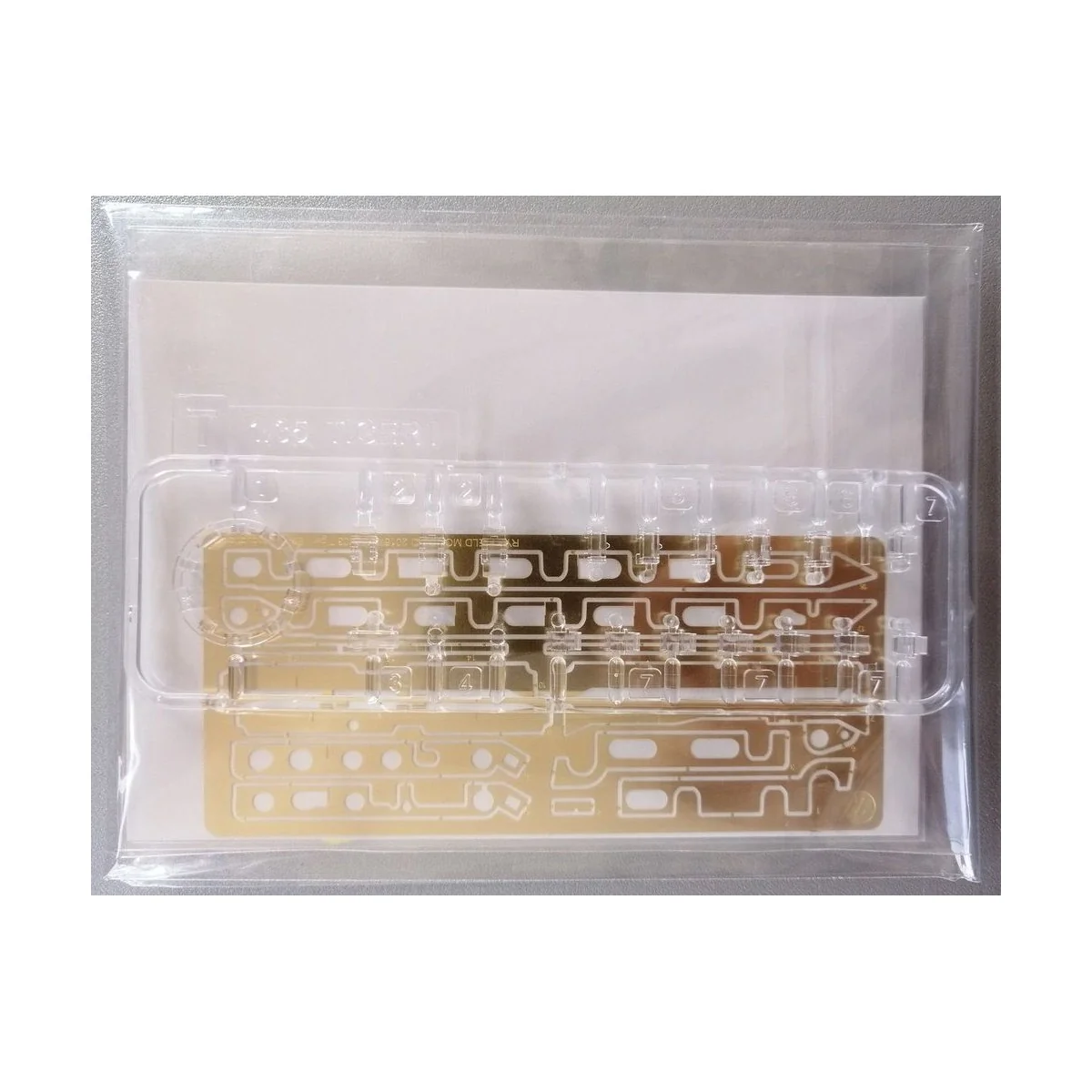 TIGER EARLY PRODUCTION W/FULL INTERIOR, 1/35 - Rye Field Model 5025