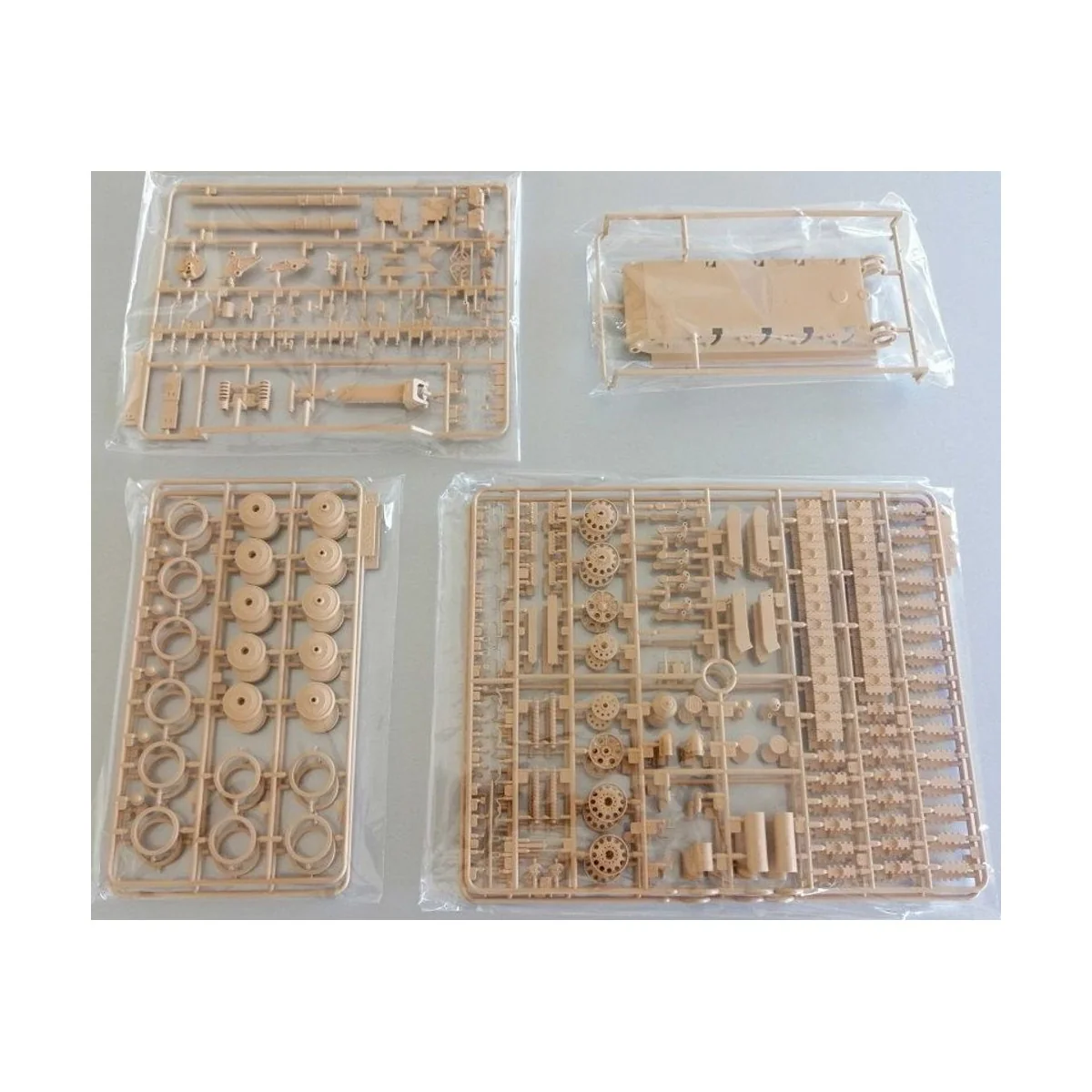 T-34/D-30 122MM SYRIAN SELF-PROPELLED HOWITZER, 1/35 - Rye Field Mo... T-34/D-30 122MM SYRIAN SELF-PROPELLED HOWITZER, 1/35 - Rye Field Mo...