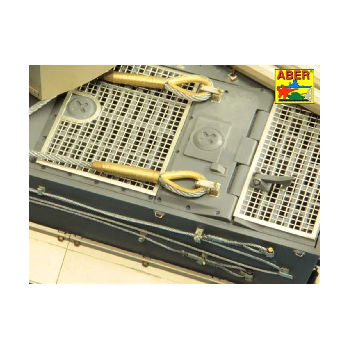 Pz.Kpfw.VIAusf.E(Sd.Kfz.181)Tiger I-s.PzAbt.501 in Tunisia, 1/16 - ...