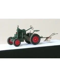 Tractor Svoboda with plow year1937, 1/120 - Hauler HTT120057