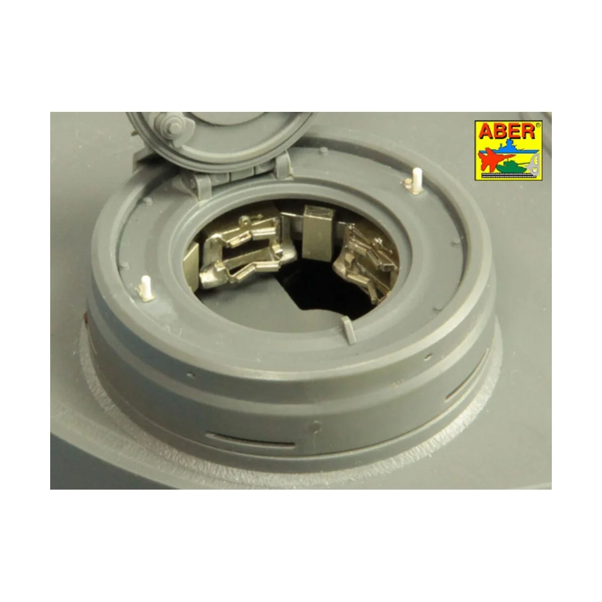 Pz.Kpfw.VIAusf.E(Sd.Kfz.181)Tiger I-s.PzAbt.501 in Tunisia - Aber M...