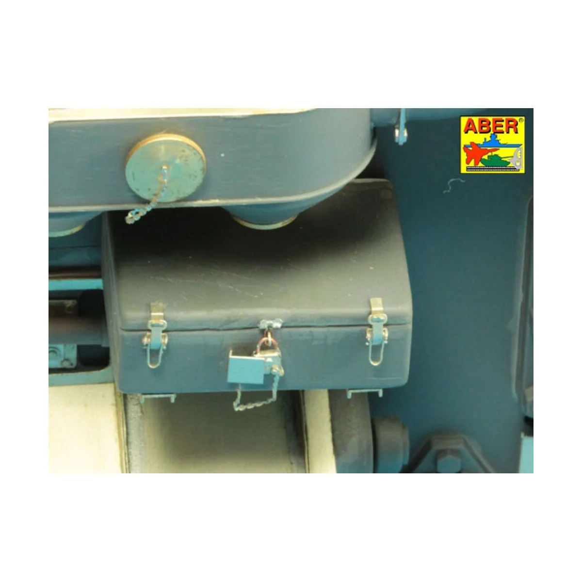 Pz.Kpfw.VIAusf.E(Sd.Kfz.181)Tiger I-s.PzAbt.501 in Tunisia, 1/16 - ...