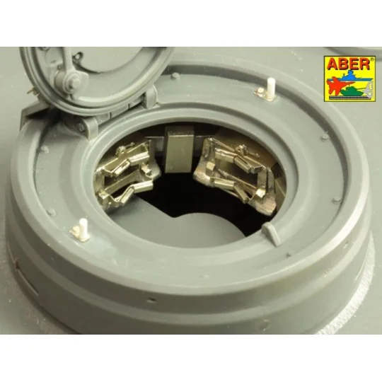 Pz.Kpfw.VIAusf.E(Sd.Kfz.181)Tiger I-s.PzAbt.501 in Tunisia, 1/16 - ...