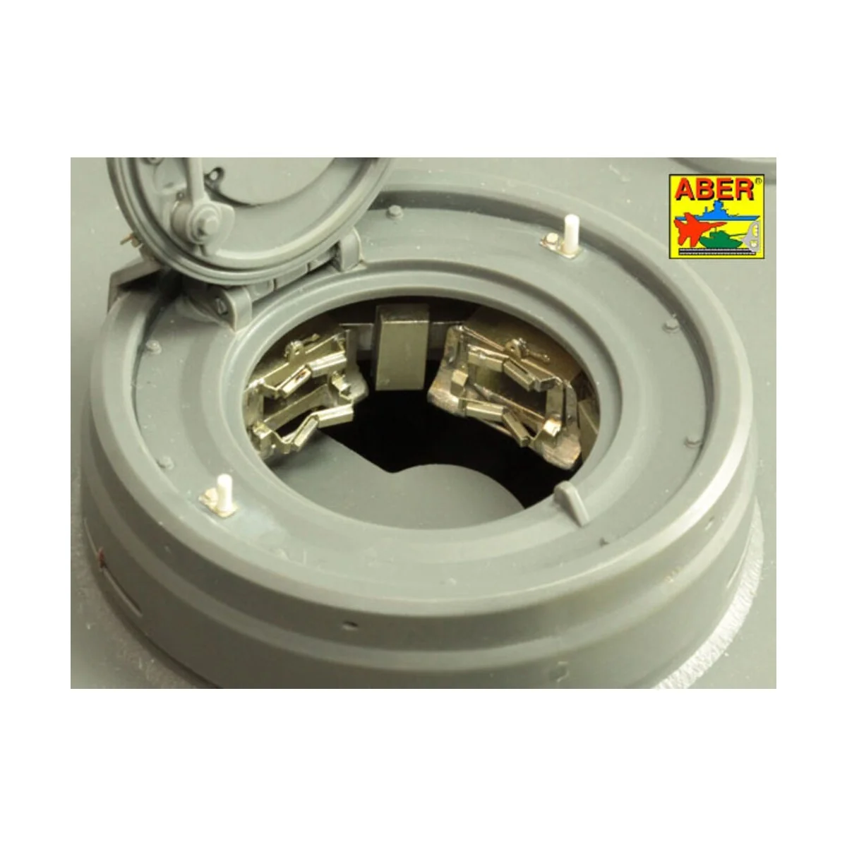 Pz.Kpfw.VIAusf.E(Sd.Kfz.181)Tiger I-s.PzAbt.501 in Tunisia, 1/16 - ...