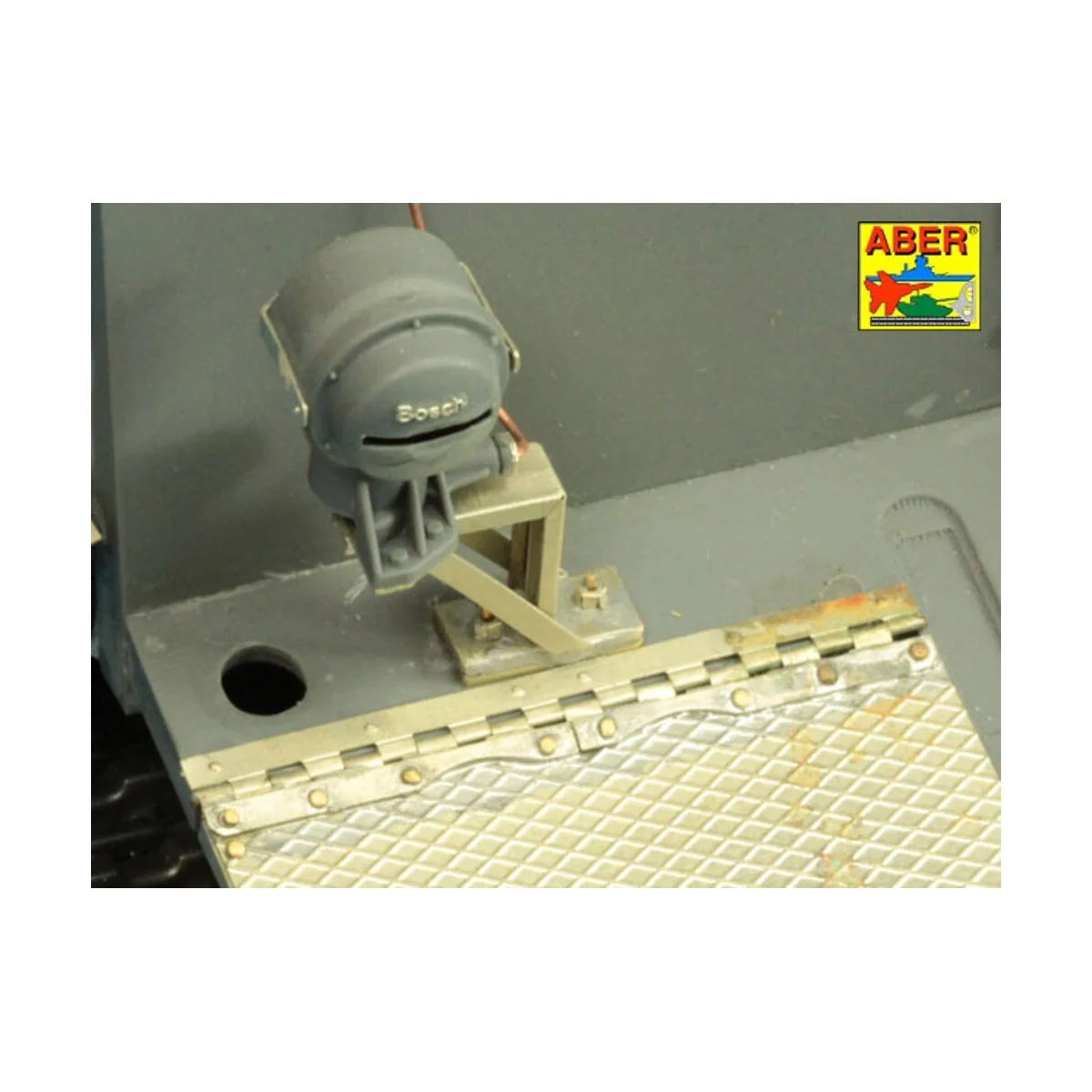 Pz.Kpfw.VIAusf.E(Sd.Kfz.181)Tiger I-s.PzAbt.501 in Tunisia, 1/16 - ...