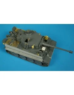 TIGER I ausf E, 1/48 - Hauler HLX48007