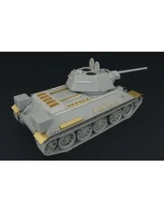 T-34-76 1943 Factory No 112, 1/48 - Hauler HLX48155 2