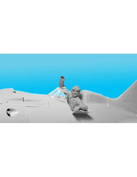 I-16 type 24 with Soviet Pilots(1939-42) Limited, 1/32 - ICM 32007