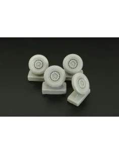 Wheels for GAZ family (ACE), 1/48 - Hauler HLX48356