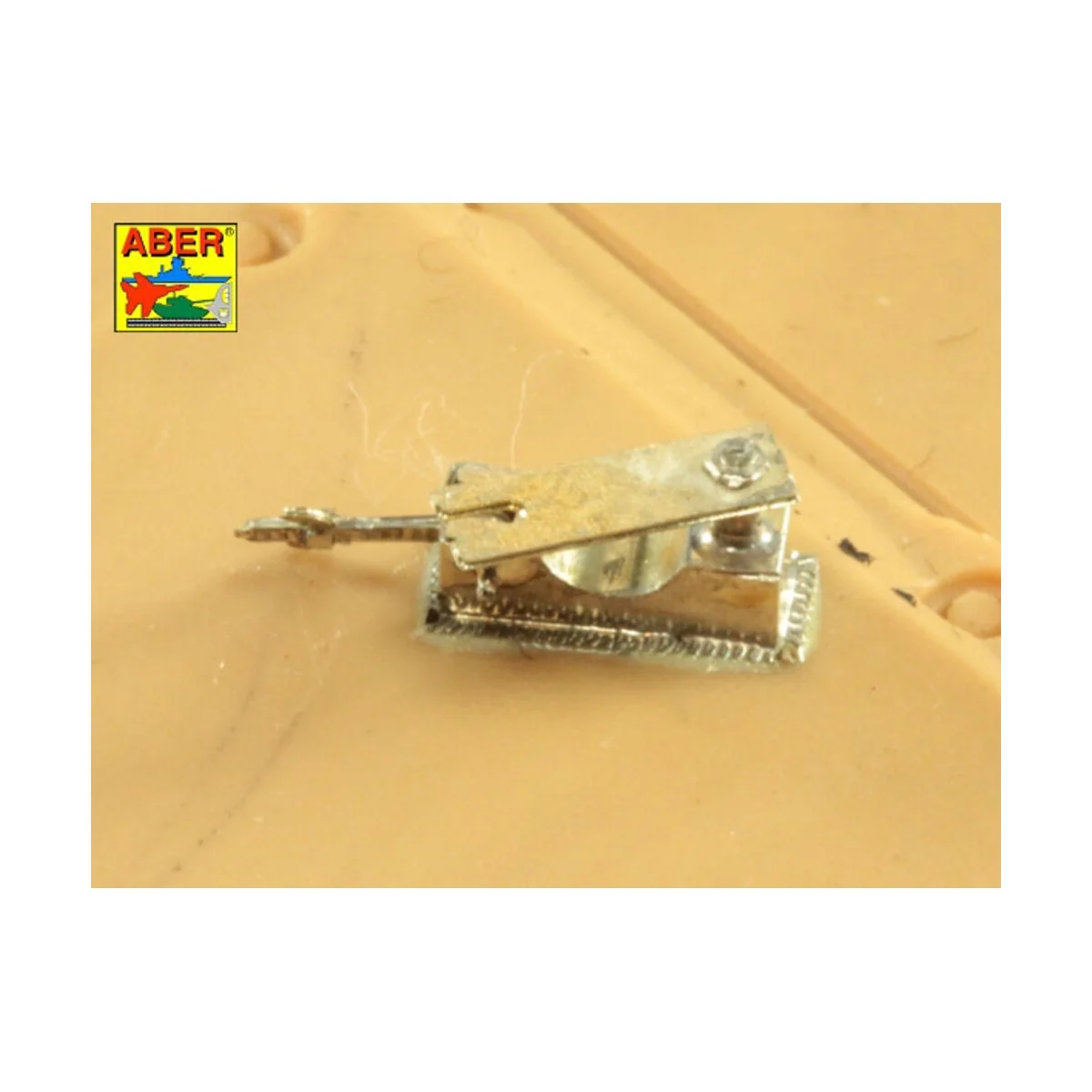 Clamps and Brackets for Tow & Track cables used on Tiger I & King T...