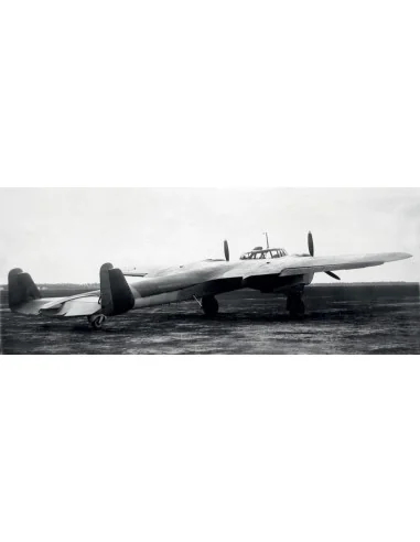[NO_DESC] Do 215B-4 WWII Reconnaissance Plane, 1/72 - ICM 72305