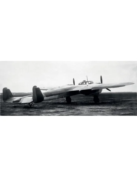 Do 215B-4 WWII Reconnaissance Plane, 1/72 - ICM 72305