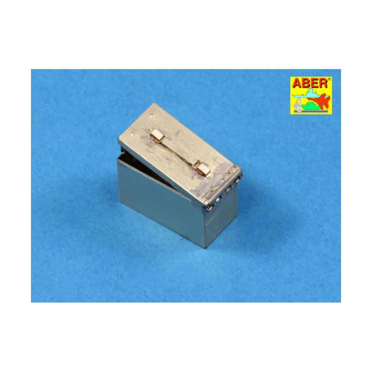 .50 cal. Amuunition with box set for M2 MG, 1/16 - Aber Models 16047