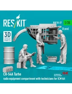 CH-54A Tarhe radio equipment compartment with technicians (3 pcs) (...