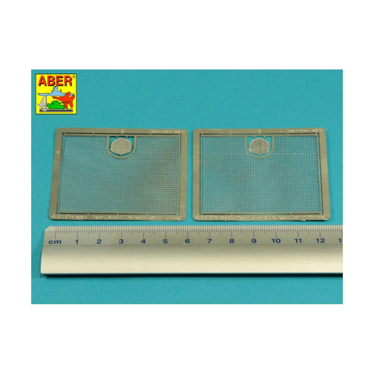 Aditional smaller mesh used on some Tiger I, Ausf.E under standart ...