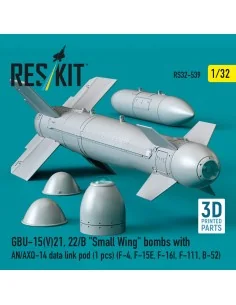 GBU-15(V)21, 22/B Small Wing bombs (2 pcs) with AN/AXQ-14 data link... 2