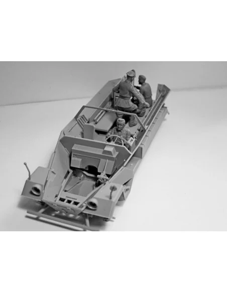 Sd.Kfz.251/6 Ausf.A with Crew, Limited, 1/35 - ICM 35104
