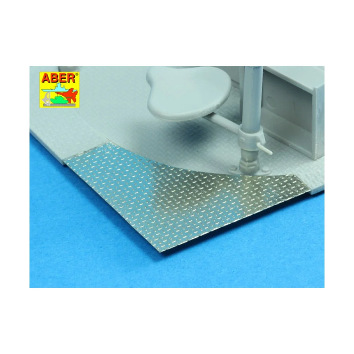 WWII German pattern treadplate, 1/16 - Aber Models 16099