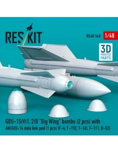 GBU-15(V)1, 2/B Big Wing bombs (2 pcs) with AN/AXQ-14 data link pod... 2
