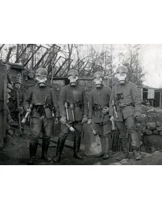 German Infantry in Gas Masks 1918, 1/35 - ICM 35695