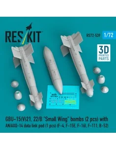 GBU-15(V)21, 22/B Small Wing bombs (2 pcs) with AN/AXQ-14 data link...