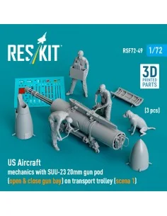US Aircraft mechanics with SUU-23 20mm gun pod (open & close gun ba...