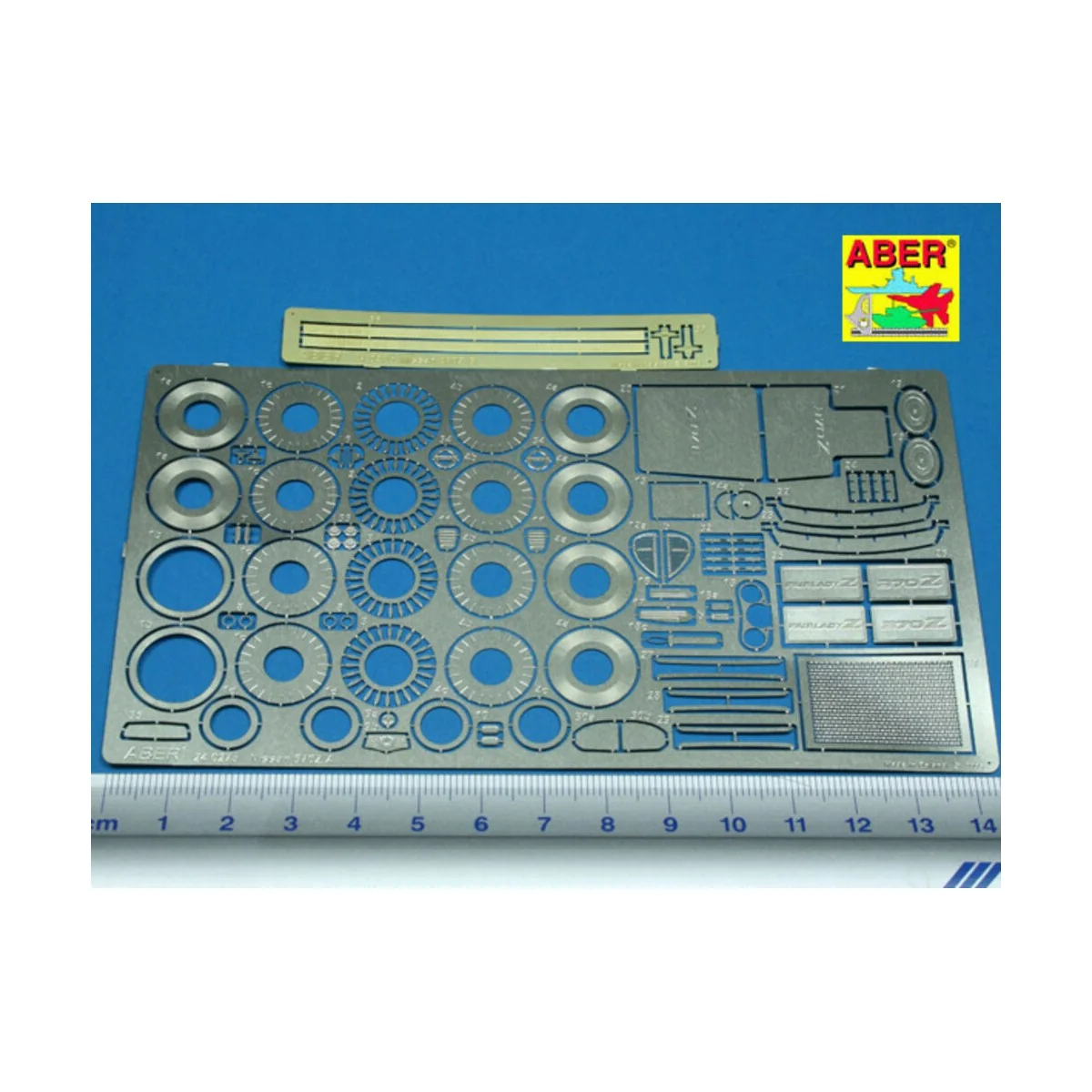 Nissan 370Z, 1/24 - Aber Models 24027