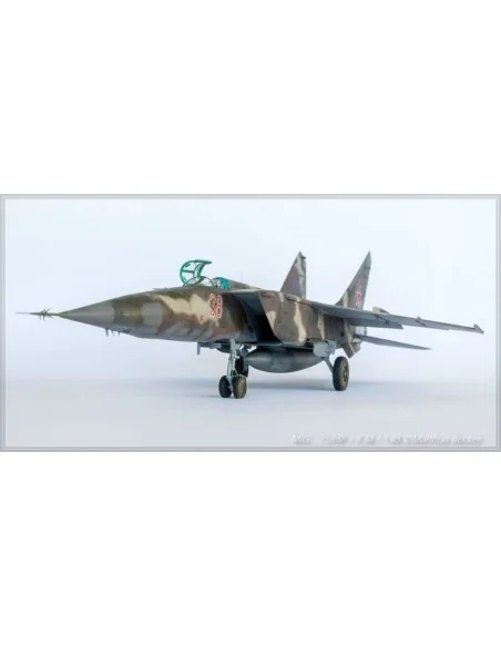 MiG-25 RBF, Soviet Reconnaissance Plane, 1/48 - ICM 48904