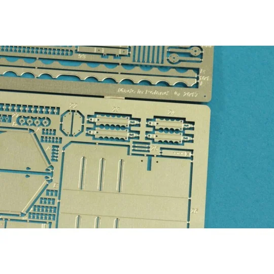 Pz.Kpfw. VI Ausf.E ( i.Kfz.181) Tiger I - s.PzAbt. 501 in Tunisia -...