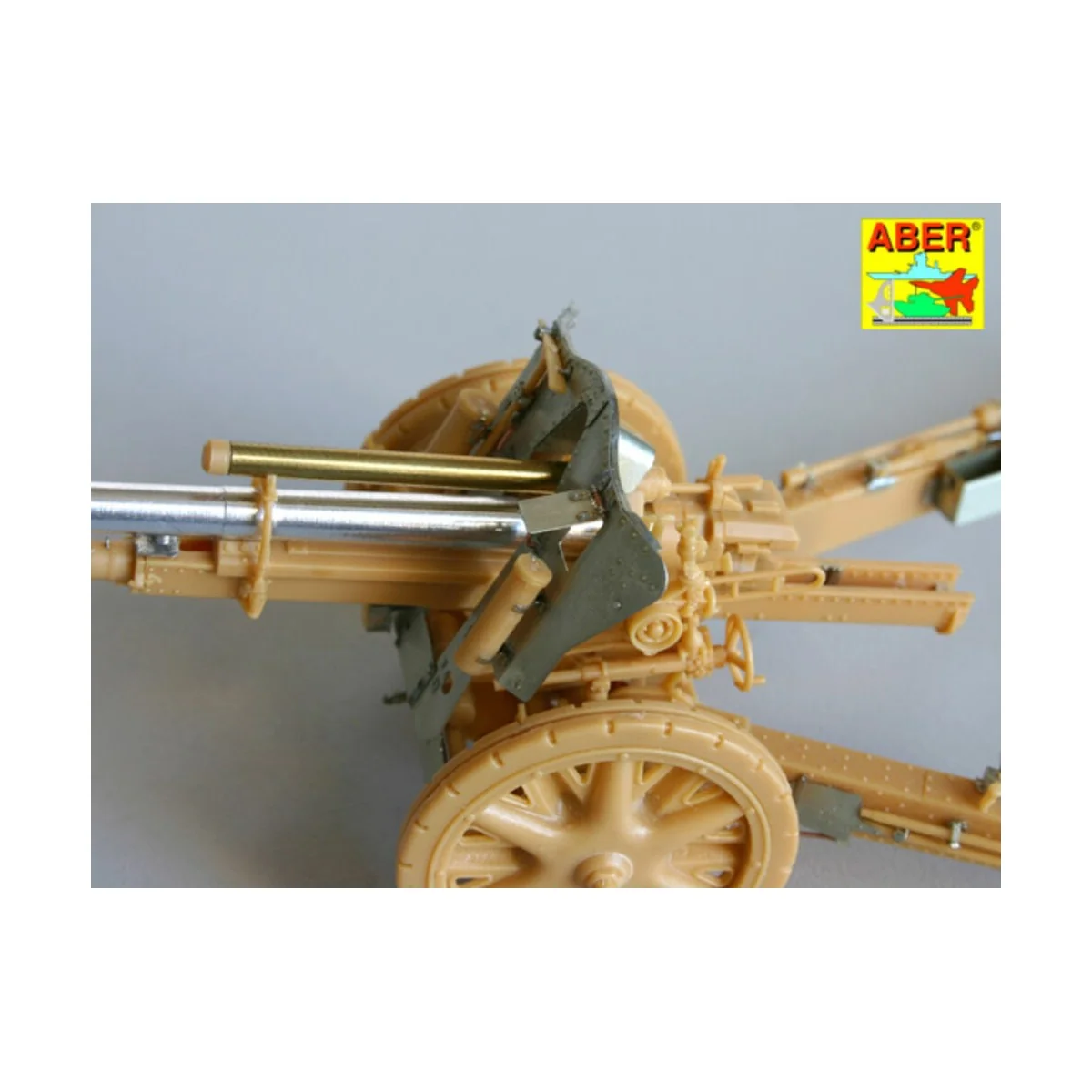 German 105 mm howitzer LeFH 18, 1/35 - Aber Models 35154