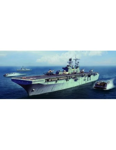 [NO_DESC] USS Bataan LHD-5, 1/700 - Hobby Boss 83406