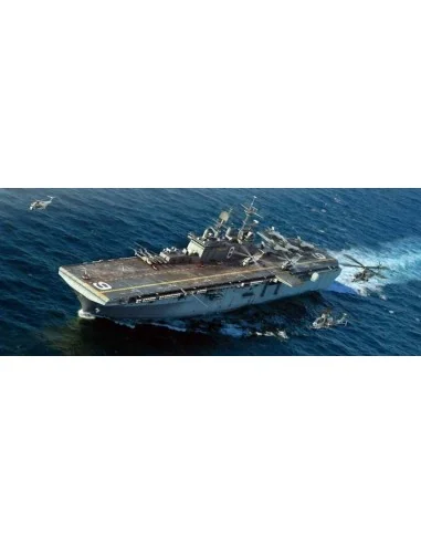 USS Bonhomme Richard LHD-6, 1/700 - Hobby Boss 83407