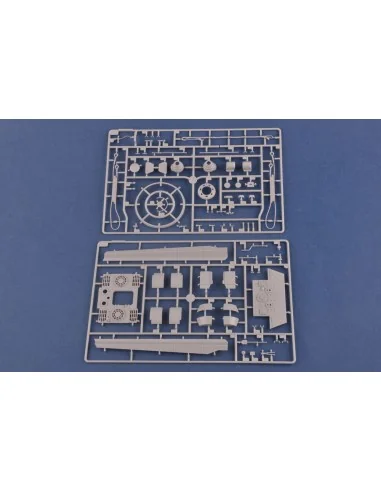 Pz.Kpfw.VI Sd.Kfz.181 Tiger II(Henschel, 1/35 - Hobby Boss 84533