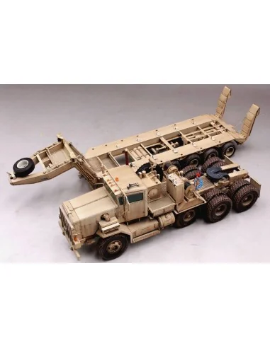 M911 C-HET w/m747 Heavy Equipment Semi- Trailer, 1/35 - Hobby Boss ...