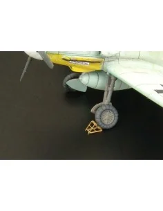 Luftwaffe wheel chocks (10pcs), 1/144 - Brengun BRL144033