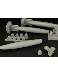 US 300gal Fuel tanks, 1/48 - Brengun BRL48105 2