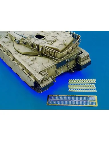 Chains and balls Merkava MK3, 1/35 - Royal Model RM053