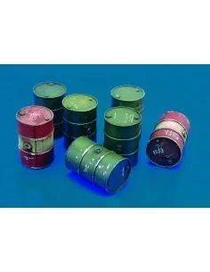 [NO_DESC] Fuel barrels, 1/35 - Royal Model RM061