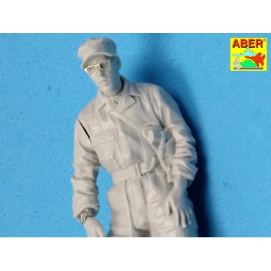 Glasses and watches, 1/35 - Aber Models 35 A124
