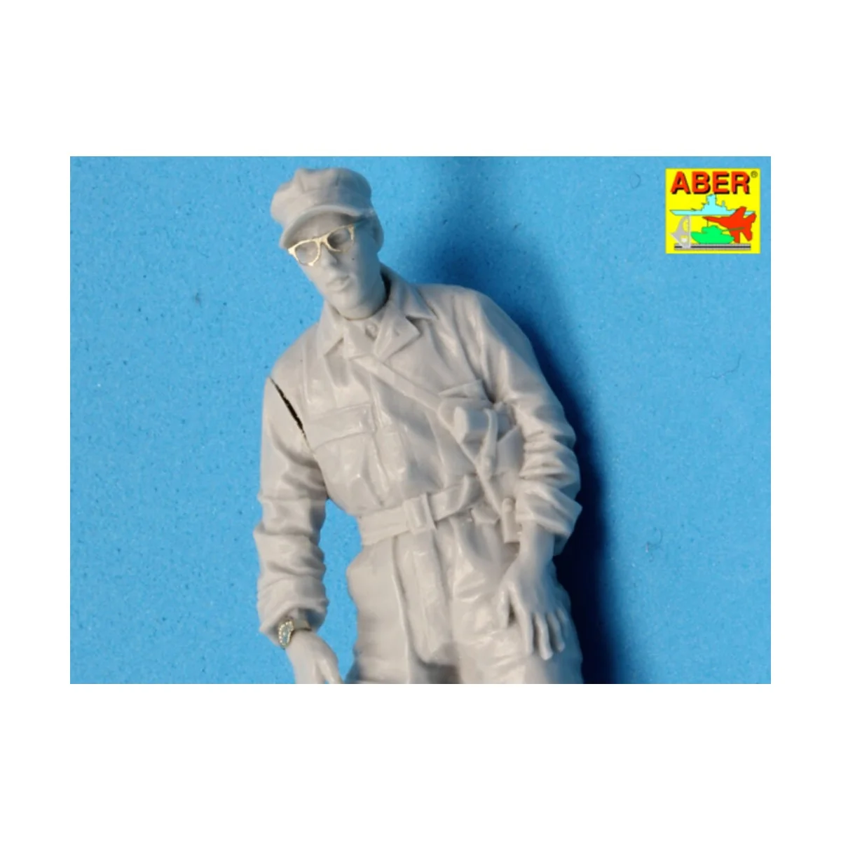 Glasses and watches, 1/35 - Aber Models 35 A124