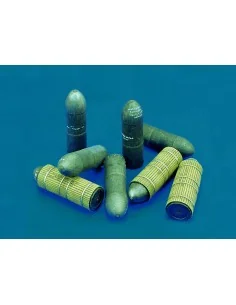 German 38 cm ammo Sturmtiger, 1/35 - Royal Model RM069