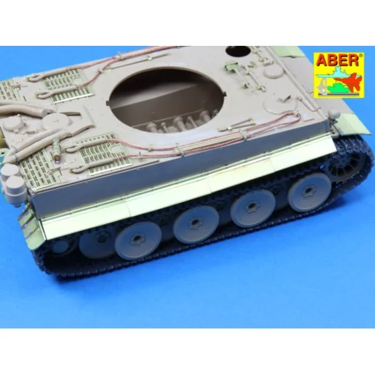 Fenders and exhaust covers for Tiger I (for early model in Africa),...