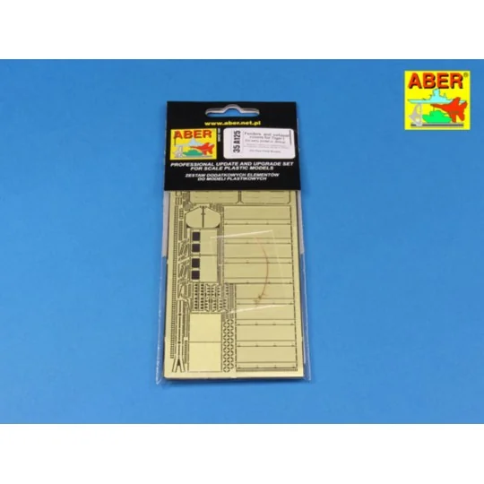 Fenders and exhaust covers for Tiger I (for early model in Africa),...