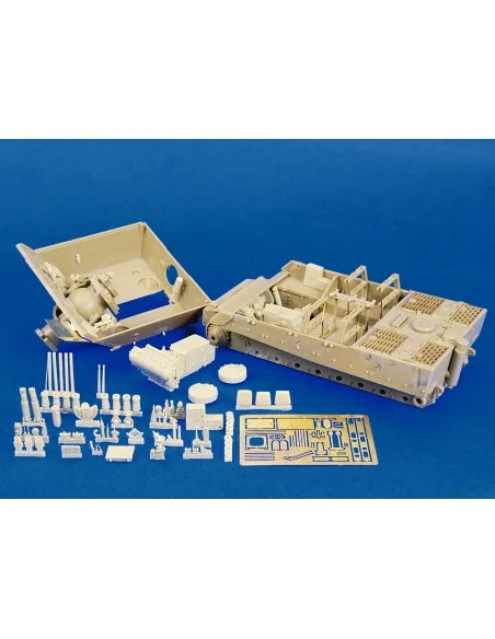 Sturmtiger interior details, 1/35 - Royal Model RM096