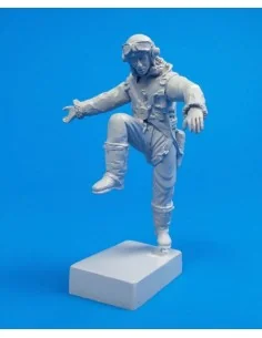 British Tempest Pilot, climbing out of cockpit, for Special Hobby k... 2